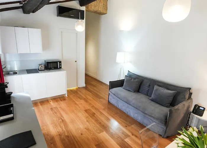 The Place Apartment *